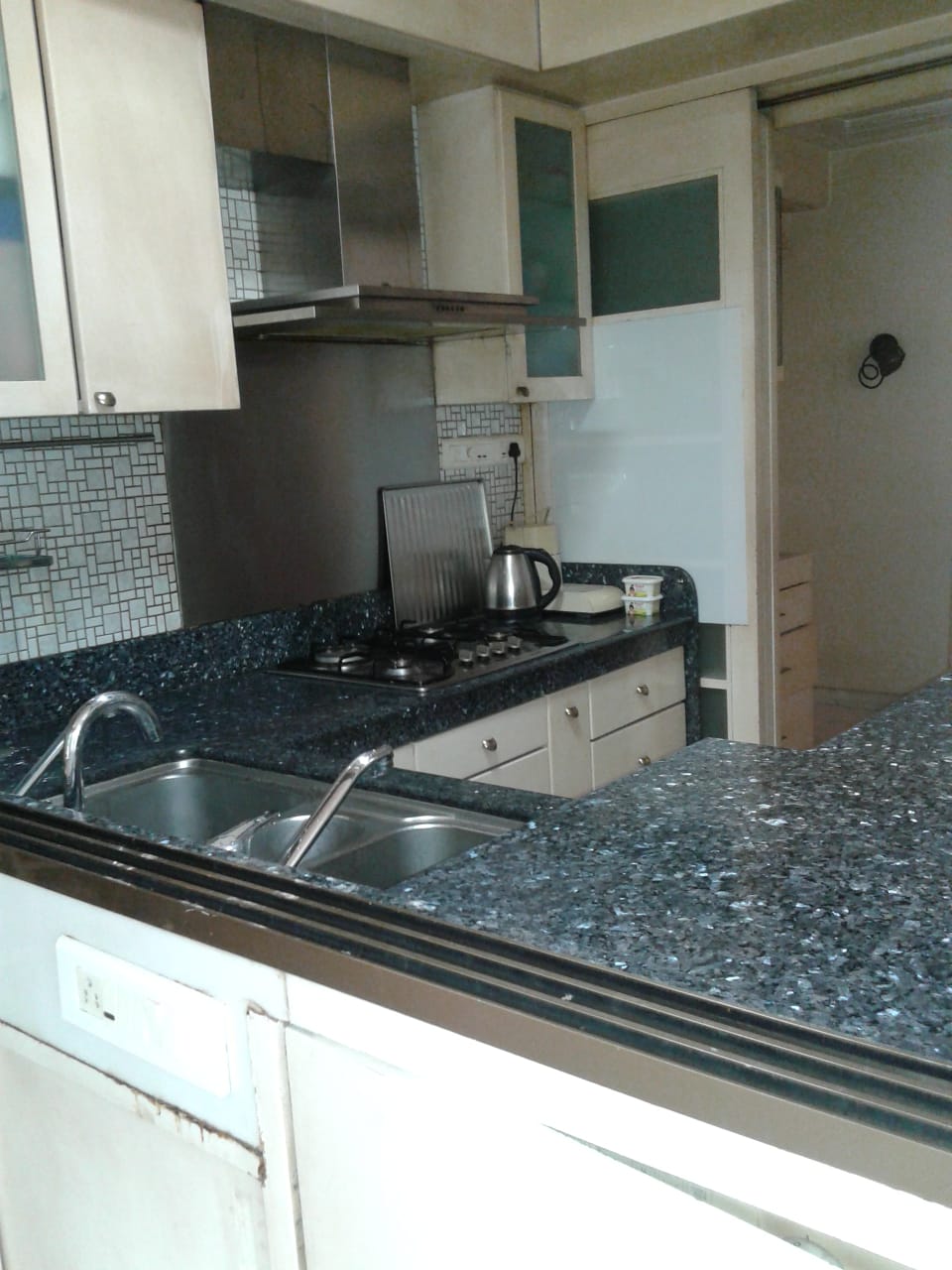 1 BHK Fully Furnished in Spring Field , Bandra West